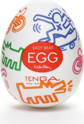 Мастурбатор-яйцо Keith Haring EGG STREET  Цена 1 100 руб. Внутри этого яичка – целый мир, и вам понравится бывать в нём. Собака, скейтбордист, велосипедист и прочие обитатели уведут вас за собой в страну плотских удовольствий. Всё, что от вас требуется, нанести небольшое количество лубриканта (в комплекте) на входное отверстие, проникнуть вовнутрь головкой и начать двигать рукой вверх-вниз, как обычно. Эластичная игрушка, укрывая собой восставшую плоть рельефными стеночками, подарит массу приятных ощущений и не один оргазм. Максимальная длина растяжения - 30 см. Размер - 5,3 х 5,3 х 7 см. Страна: Япония. Материал: термопластичный эластомер (TPE).