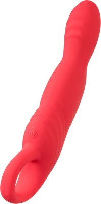 Розовый вибратор для точки G с двигающейся головкой Carnation - 19 см. Длина: 19 см. Диаметр: 3 см. Вибратор для точки G с подвижной головкой Carnation от Flovetta — это новая высота удовольствия и нежности. Его уникальная подвижная головка будет глубоко и деликатно стимулировать точку G, даря незабываемые ощущения. Первые три режима - переключение скоростей вибрации, начиная с 4-го режима начинается ротация головки вибраторы. Дополнительные рельефные ребра усиливают воздействие, создавая фантастическое сочетание стимуляции и комфорта. Он идеально ложится в руку, обеспечивая полное управление и удобство. Carnation выполнен из шелковистого бархатистого силикона, который безопасен для тела и приятен на ощупь. Розовый оттенок — мягкий и чувственный, идеальный для создания интимной атмосферы. Удобная ручка на основании добавляет комфорта в использовании, а семь режимов движения позволяют выбрать тот, который принесет максимальное наслаждение. Диаметр в 3 см создает идеальное ощущение наполненности, а USB-зарядка гарантирует, что игрушка всегда готова к новым приключениям. Рабочая длина - 12,5 см. Страна: Китай. Материал: силикон. Батарейки: встроенный аккумулятор.