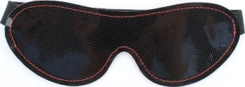 Чёрная перфорированная маска из кожи с красной строчкой