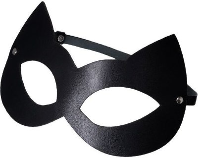 Оригинальная черная маска Кошка  Цена 2 608 руб. Маска Кошка — это аксессуар, который должен быть в коллекции каждой ценительницы удовольствий, ведь с ее помощью можно исследовать себя. Ограничение зрения позволяет полностью сосредоточиться на ощущениях и обостряет тактильное восприятие. В маске привычные прикосновения, поцелуи или тиклинг раскрываются целой гаммой новых чувств. Играть в подчинение. Вжиться в роль послушной пленницы или насладиться тотальным контролем над чувствами партнера — с маской Кошка можно переписать сценарий прямо во время игры. Экспериментировать. Надевай маску только на время прелюдии, чтобы усилить возбуждение или под конец игры, чтобы сделать финал фееричным. Попробуй все виды удовольствия с кожаной маской Кошка от Штучки-Дрючки. Страна: Китай. Материал: натуральная кожа.