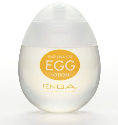 Лубрикант на водной основе Tenga Egg Lotion - 50 мл.  Цена 1 051 руб. У вас есть мастурбатор Tenga в виде яичка? Тогда у вас должен быть и специальный лубрикант для эротической игры с ним. Отличный лубрикант, имитирующий естественную женскую смазку, обеспечивает великолепное скольжение. Он не оставляет следов на белье и одежде, не липнет, не имеет запаха и легко смывается обычной водой. Water, Glycerin, Sodium Polyacrylate, Hydroxyethyl Cellulose, Methylparaben. Страна: Япония. Объем: 50 мл.