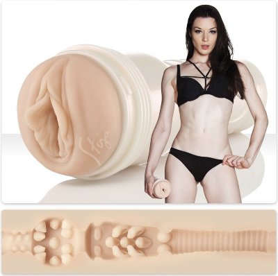 Мастурбатор-вагина Fleshlight Girls - Stoya Destroya Длина: 25.4 см. Реалистичный мастурбатор, изготовленный по слепку половых органов известной актрисы Stoya. Горячая звезда взрослого кино Stoya готова поделиться с вами еще одним своим отверстием вместе с мастурбатором, сделанным по ее оригинальному слепку. Материал внутреннего рукава - Super Skin. Мастурбатор интенсивно ласкает вас своим тугим входом, продолжающимся нежными волнами и яркими выпуклостями внутри. Для большего удовольствия и комфорта рекомендуется использовать со смазкой на водной основе. Легко чистить и хранить. Страна: Китай. Материал: Super Skin.