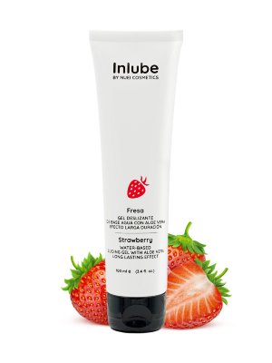 Лубрикант на водной основе Nuei Inlube с алоэ вера и ароматом клубники - 100 мл. Inlube - интимный лубрикант на водной основе с гелевой текстурой обеспечивает максимально длительное скольжение и естественные ощущения. Роскошное шелковистое прикосновение и эксклюзивная формула гелей Inlube удивят вас своим длительным эффектом. Лубрикант содержит в своем составе алоэ вера, которое оказывает смягчающее и успокаивающее действие для лучшего ухода за интимными зонами. А также обладает интенсивным и соблазнительным ароматом клубники, не оставляющим послевкусия. Веганская формула на водной основе не содержит парабенов, сахара и глютена. Нанесите Inlube de Nuei на руку или интимную область и аккуратно распределите. Вы можете применять его повторно столько раз, сколько пожелаете. вода, глицерин, сок листьев алоэ барбаденсис, ароматизатор, гидроксиэтилцеллюлоза, бензоат натрия, сорбат калия, цитрат натрия, лимонная кислота, сахарин натрия, фосфат динатрия, полисорбат 60. , фосфат натрия, динатрий ЭДТА. Страна: Испания. Объем: 100 мл.