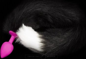 Розовая силиконовая анальная пробка с черным хвостиком