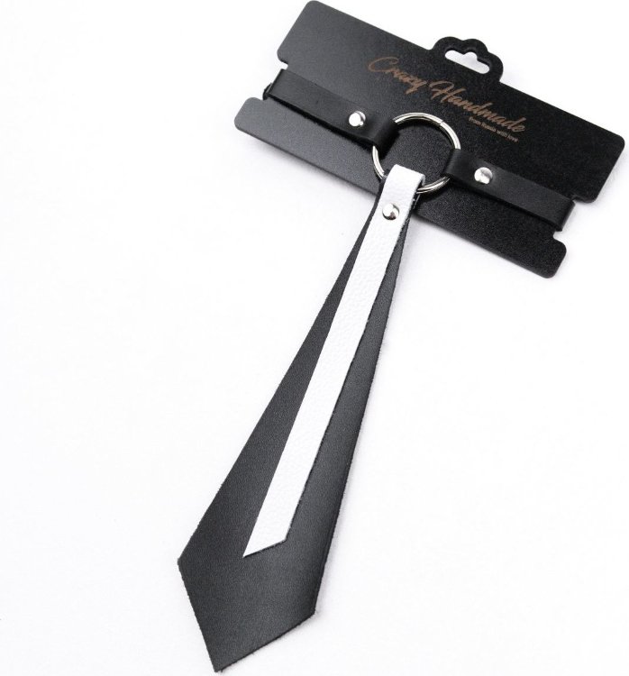 Черно-белый чокер Галстук