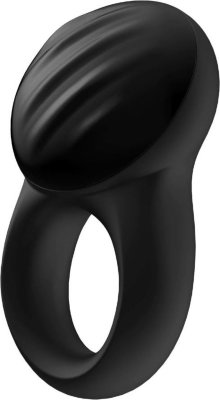 Эрекционное кольцо Satisfyer Signet Ring с возможностью управления через приложение  Цена 5 755 руб. Длина: 8.3 см. Диаметр: 4.5 см. Благодаря широкому текстурированному стимулятору Satisfyer Strong One можно использовать для дополнительного воздействия на клитор или яички. Оно изготовлено из гладкого, шелковистого на ощупь, безопасного для здоровья медицинского силикона. Кольцо обладает сверхмощной глубокой вибрацией. Особенность игрушки состоит в том, что она управляется не только с помощью кнопок на корпусе, но и с помощью телефона. Новое приложение Satisfyer Connect предлагает вам уникальные возможности. Оно совместимо с любым Android или Apple, смартфоном, планшетом и Apple Watch. Дистанционное управление позволит наслаждаться не только стандартными программами, но и эксклюзивными функциями по созданию своих режимов вибрации. Дополнительно в приложении есть опция, при использовании микрофона мобильного телефона можно делать преобразование окружающих звуков в вибрацию. Игрушка также вибрирует под музыку. В приложении доступна функция видео чата и возможность передачи управления игрушкой другому человеку. Приложение отвечает всем строгим требованиям немецкой защиты данных. Satisfyer Connect не собирает никаких данных об использовании игрушки или поведении пользователей. Поэтому данные всегда защищены на 100%. Заряжается устройство с помощью магнитного кабеля, входящего в комплект. Адаптер для розетки необходимо покупать отдельно. Страна: Германия. Материал: силикон. Батарейки: встроенный аккумулятор.