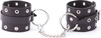 Черные кожаные оковы с люверсами