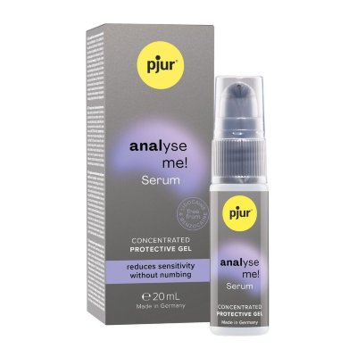 Расслабляющая анальная сыворотка pjur Analyse Me Serum - 20 мл.  Цена 7 043 руб. Уникальная обезболивающая сыворотка для комфортного анального контакта - идеальное новое решение для всех новичков и интересующихся любителей особенной близости. Нанесите на анус за 15-20 секунд до контакта (интимную гель-смазку наносите уже после этого средства). Наиболее ощутимый эффект длится около 45-60 секунд, чего вполне хватит для комфортного введения члена или секс-игрушки. Чтобы убедится, что у вашего партнера нет аллергии, нанесите небольшое количество средства на тыльную сторону ладони и подождите минуту. Cyclopentasiloxane, Dimethicone, Dimethiconol, Polymethylsilsesquioxane. Страна: Германия. Объем: 20 мл.