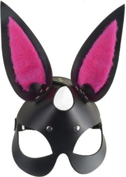 Черная маска Зайка с розовыми меховыми вставками