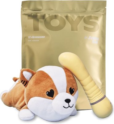 Желтый вибратор G-точки Shibae Toys - 17,5 см. Длина: 17.5 см. Диаметр: 3.5 см. Вибратор Shibae Toys создан для того, чтобы дарить незабываемое удовольствие. Глубокие вибрации в анатомическом дизайне стимулируют G-точку и легко доводят до финала свою хозяйку. Практически бесшумные 10 режимов вибрации регулируются на корпусе 3 кнопками. 5 часов зарядки обеспечивают от 60 до 180 минут работы. Вибратор Shibae Toy полностью водонепроницаемый и его можно использовать ванной, душе или бассейне. А также его легко очистить и промыть под проточной водой. Корпус устройства покрыт медицинским силиконом. Чтобы поверхность вибратора не испортилась, рекомендуем использовать лубриканты только на водной основе. В комплекте: стимулятор, USB-кабель, сумка для хранения в виде плюшевой игрушки. Страна: Франция. Материал: силикон. Батарейки: встроенный аккумулятор.