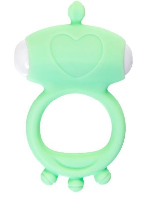 Зеленое виброкольцо на пенис Fowd  Цена 1 398 руб. Длина: 6.7 см. Эрекционное кольцо Fowd от А-Toys подарит яркие ощущения и совместное удовольствие от секса. Небольшой размер, эластичность, плотная посадка позволят усилить эрекцию и увеличить продолжительность полового акта. Съемная вибропуля расположена в верхней части игрушки дает возможность использовать кольцо как в режиме вибрации, так и без нее. Внутренний диаметр - 2,6 см. Страна: Китай. Материал: силикон. Батарейки: есть в комплекте.