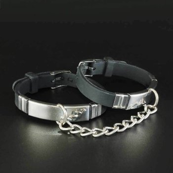 Черные силиконовые наручники с серебристой цепочкой