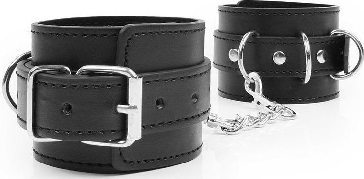 Черные оковы на регулируемых ремешках с цепочкой