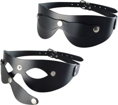 Черная кожаная маска Новичок Маска выполнена из натуральной кожи и имеет съемные шоры на кнопках. Регулируется при помощи пряжки. Минимальный обхват головы - 53 см, максимальный - 62 см. Страна: Россия. Материал: натуральная кожа.