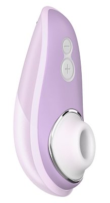 Сиреневый бесконтактный клиторальный стимулятор Womanizer Liberty Длина: 10.4 см. Дамы, будьте готовы к взлету: стильное покрытие и шесть уровней стимуляции, Liberty гарантирует удовольствие в любой точке планеты! Запатентованная технология Pleasure Air обеспечивает бесшумную работу: приятное всасывание и нежные массирующие воздушные волны приводят к совершенно новому типу оргазма. Расслабьтесь и наслаждайтесь волнами удовольствия. Новое покрытие добавляет умопомрачительные впечатления к каждому приключению, которое вы только можете себе представить. Оно также гарантирует гигиеническое хранение. Шесть различных уровней интенсивности гарантируют идеальные ощущения с каждым использованием. Womanizer Liberty 100% водонепроницаем. Расслабьтесь в душе и возьмите свою Womanizer Liberty с собой. Один заряд обеспечивает 120 минут нон-стоп удовольствия. У Womanizer Liberty есть магнитный контактный USB-порт для зарядки. Очистка вашего Womanizerтак же проста, как и его использование: все, что вам нужно, - это теплая вода и чистящее средство для мытья посуды или антибактериальное мыло. Liberty изготовлен из материалов, безопасных для тела. Womanizer Liberty очень тихий. Он не похож на секс-игрушку, но также не пытается выглядеть как-то еще. Комплект включает дополнительную головку для стимуляции большего размера, чтобы каждая женщина могла использовать Womanizer. Время зарядки - 2 часа. Время работы - 2 часа. Страна: Китай. Материал: анодированный пластик, силикон. Батарейки: встроенный аккумулятор.