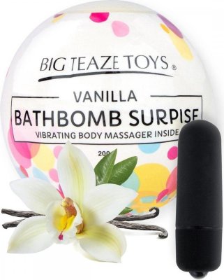 Бомбочка для ванны Bath Bomb Surprise Vanilla + вибропуля  Цена 868 руб. Bath Bomb Surprise — это романтичная бомба для ванны с ароматом ванили. Внутри нее спрятан сюрприз, который вам точно понравится! Попав в ванну, наполненную теплой водой, Bath Bomb Surprise начнет шипеть, источая потрясающий аромат, раскрывающий чувственность и помогающий настроиться на романтический лад. Как только бомба растворится, вы обнаружите особый сюрприз - маленькую пластиковую вибропульку для стимуляции эрогенных зон. С этой находкой приятное завершение вечера гарантировано! Sodium Bicarbonate, Citric Acid, Sodium Sulfate, Glycerin, Fragrance. Страна: Китай. Объем: 200 гр.