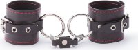 Черные однослойные кожаные наручники с контрастной строчкой