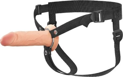 Полый страпон на ремнях 6’’ Hollow Silicone Strap-on  Цена 10 731 руб. Диаметр: 4.1 см. Познакомьтесь с Hollow Silicone Strap-on, которые перевернут ваше представление о полых страпонах. Эти инновационные девайсы объединяют комфорт, функциональность и эстетичный дизайн, чтобы подарить незабываемый опыт. Что делает их уникальными? Эргономичный дизайн: Благодаря двухслойной конструкции из Elite Silicone, страпон мягкий и комфортный снаружи, но достаточно упругий внутри поддержки для активных действий. Подходит для разных целей: Идеальное решение для людей с эректильной дисфункцией или беспокойством об эрекции. Полая конструкция удобно обхватывает половой член, добавляя длину и объем, чтобы вы чувствовали себя уверенно. Максимальный комфорт: Мягкая и нежная головка обеспечивает легкое и приятное использование, а гибкая основа плотно прилегает к телу для естественного ощущения. Надежная фиксация: Премиальные нейлоновые ремни - гладкие на ощупь и надежно удерживают страпон на месте, независимо от интенсивности. Идеальный размер: Длина делает Hollow Silicone Strap-on универсальным выбором, который понравится обоим партнерам. Рабочая длина - 15,2 см. Страна: Китай. Материал: силикон.