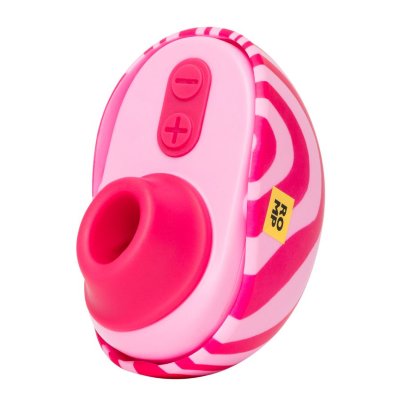 Розовый бесконтактный клиторальный стимулятор Romp Spin  Цена 8 377 руб. Длина: 7 см. Romp Spin — компактный и стильный клиторальный стимулятор, сочетает в себе заботу о теле и передовые технологии. Благодаря функции Pleasure Air, стимулятор не касается клитора напрямую, а мягко воздействует на него волнами воздушных импульсов. Это значит — никакого раздражения, только чистое, нарастающее удовольствие. Уникальный корпус с пластиковой крышкой делает Spin универсальным решением для путешествий. Будьте уверены, что девайс защищен от пыли, грязи, а также случайного включения в багаже. Стимулятор оснащён 10 уровнями интенсивности и 3 режимами вибрации, что позволяет подобрать ритм под ваше настроение. Подходит как для новичков, так и для опытных пользователей, которые ищут компактное, но мощное устройство. Полностью водонепроницаемый Romp Spin станет отличным спутником для игр в душе или ванной. Встроенный аккумулятор обеспечивает до 45 минут работы на максимальной мощности, а магнитная зарядка делает процесс подзарядки быстрым и удобным. Страна: Китай. Материал: силикон. Батарейки: встроенный аккумулятор.