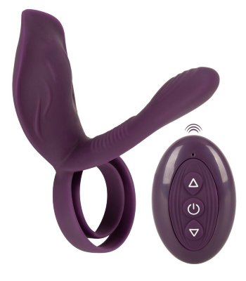 Фиолетовая насадка на член с клиторальным отростком и пультом ДУ RC Couple’s Vibrator 2  Цена 12 203 руб. Длина: 11.2 см. Сочетает в себе кольцо для пениса и мошонки с очень гибким вибратором и клиторальным стимулятором. Кольца надеваются на пенис и яички так, чтобы плоский вибратор со стимулирующей текстурой находился на пенисе. Это увеличивает окружность пениса, и оба получают удовольствие от насыщенных вибраций во время секса. Кроме того, кольцо для пениса поддерживает его эрекцию в течение длительного времени благодаря эффекту застоя крови, кольцо для яичек обеспечивает прочную и надежную фиксацию, а волнистый клиторальный стимулятор дополнительно ласкает ее горячую точку. Мощный моторчик обеспечивает 10 режимов вибрации, которыми можно удобно управлять одним нажатием кнопки (+/-) непосредственно на игрушке или с помощью практичного пульта дистанционного управления. Рабочая длина - 9,5 см. Диаметр колец - 3,5 и 5 см. Страна: Китай. Материал: силикон. Батарейки: встроенный аккумулятор.