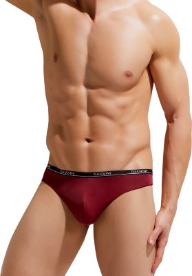 Мужские трусы-тонги с тонкой резинкой Second Skin Thong Мужские трусы-тонги с тонкой резинкой Second Skin Thong. Благодаря удобной посадке тонги не сковывают движения, не врезаются в тело, делают трусы подходящими для любого типа фигуры и позволяют чувствовать себя комфортно как дома, на работе, так и при занятиях спортом. Страна: Турция. Материал: 84% полиамид, 16% эластан.