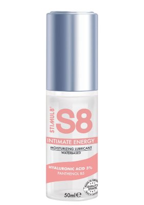 Лубрикант на водной основе с гиалуроновой кислотой S8 Intimate Energy - 50 мл.  Цена 2 885 руб. Обогащённая 3% гиалуроновой кислотой, эта премиальная формула обеспечивает глубокое увлажнение, сохраняя вашу кожу эластичной и питательной во время интимных моментов. Добавление витамина B5 (пантенола) поддерживает естественный барьер кожи, предотвращая потерю влаги и обеспечивая успокаивающий комфорт, особенно для чувствительных или сухих зон. Лубрикант не содержит вредных добавок и дарит естественные ощущения, обеспечивая гладкость и отсутствие трения. S8 Intimate Energy, соответствующий строгим европейским стандартам, ваш надёжный выбор для безопасной, приятной и комфортной интимной близости. Поднимите свои интимные моменты на новый уровень с помощью этой роскошной формулы, заботящейся о вашей коже. вода, глицерин, гидроксиэтилцеллюлоза, феноксиэтанол, этилгексилглицерин, гиалуронат натрия, пантенол. Страна: Нидерланды. Объем: 50 мл.
