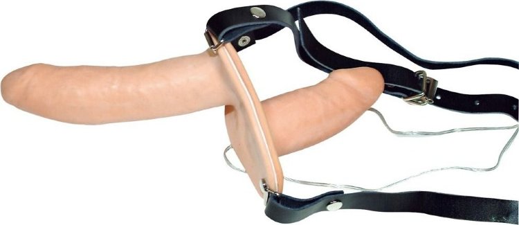 Телесный женский страпон с вагинальной пробкой Strap-On Duo - 15 см.