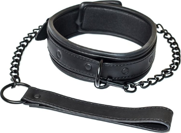Черный ошейник с поводком Kinky