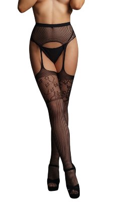 Чулки на поясе Garterbelt Stockings With Lace Top  Цена 1 317 руб. Чулки на поясе из мягкой эластичной сетчатой ткани с сексуальными вырезами вокруг ноги. Их декоративный рисунок привлекает внимание к вашим ногам, а мягкое тканое полотно вызывает божественные ощущения в вашей коже. Стринги в комплект не входят. Страна: Китай. Материал: 92% нейлон, 8% спандекс.