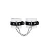 Бело-черные кожаные наручники с одним ремешком с люверсами