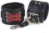 Кожаные наручники с декоративной лаковой шнуровкой