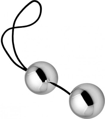 Серебристые вагинальные шарики Benwa Balls  Цена 1 636 руб. Длина: 24 см. Диаметр: 3.5 см. Вагинальные шарики Benwa Balls изготовлены из безопасного материала, без фталатов, а также водонепроницаемы. Страна: США. Материал: анодированный пластик (ABS).
